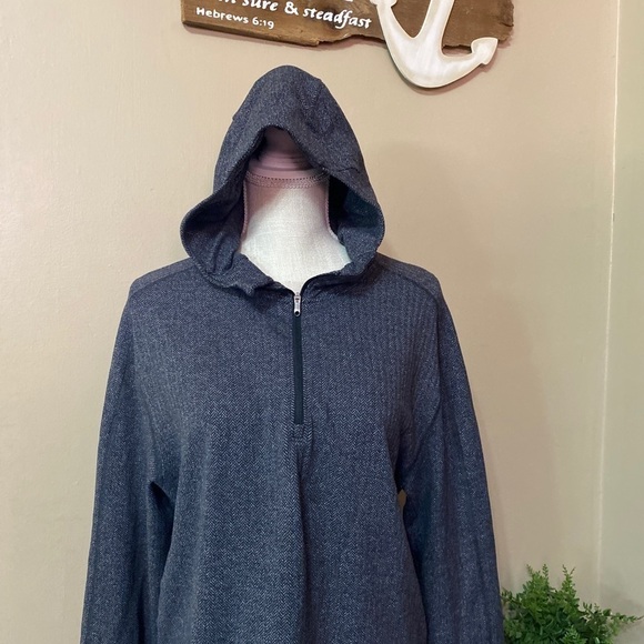 Lululemon 1/4 zip hoodie heathered gray size large 8/10? thumb hole. - Picture 2 of 12